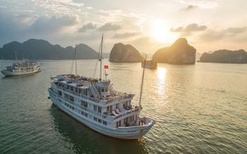Paradise Luxury Cruises 2 days/ 1 night