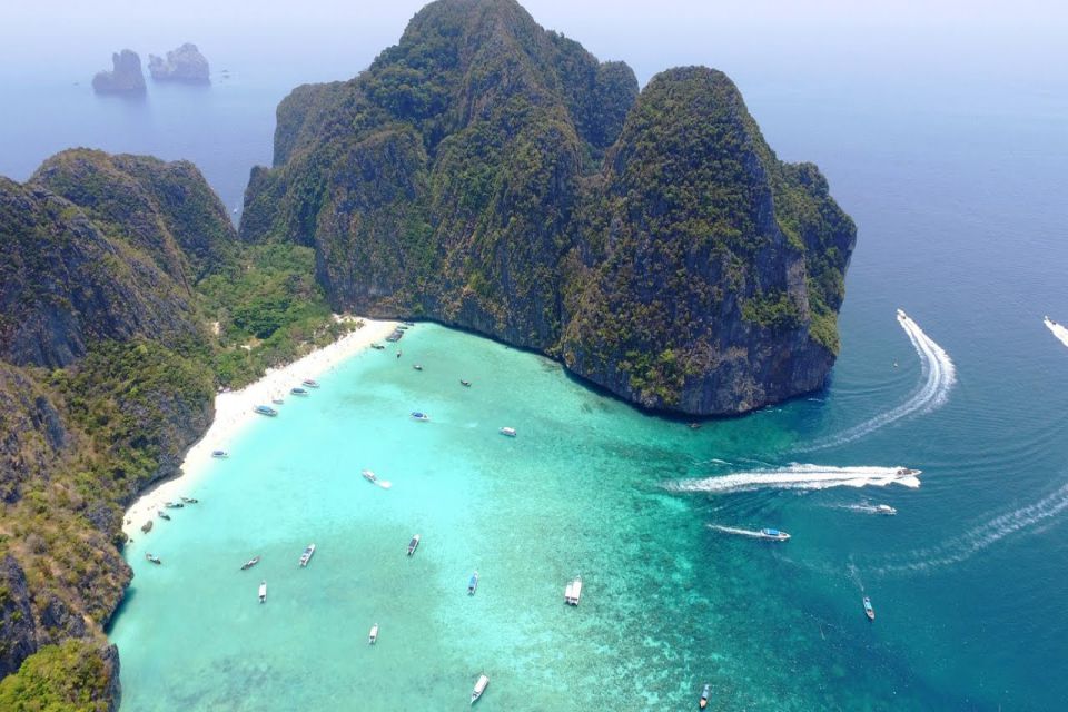 phi-phi-island