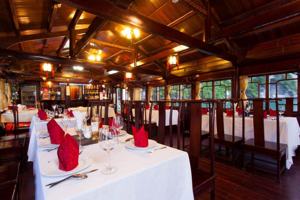 restaurant-dragon-gold-cruise-2-days-1-night-3