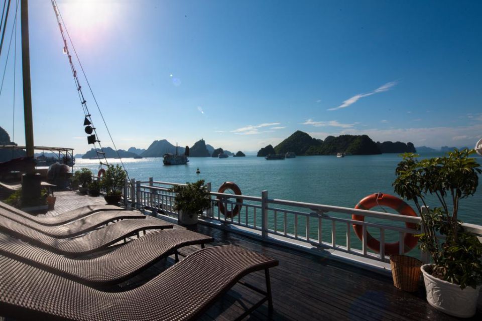 sun-deck-dragon-gold-cruise-2-days-1-night-2