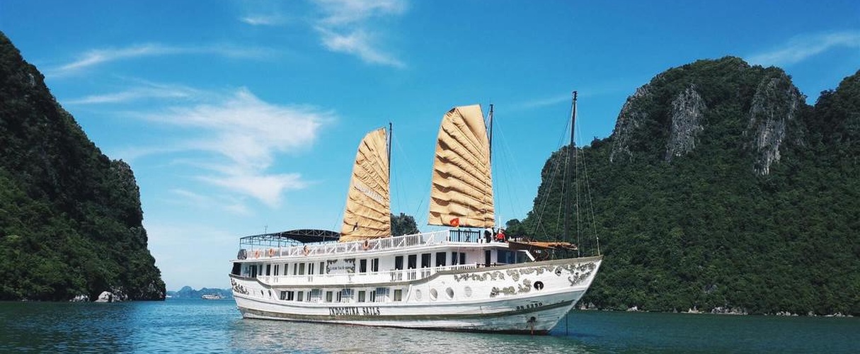 Indochina Sails 2 days/ 1 night
