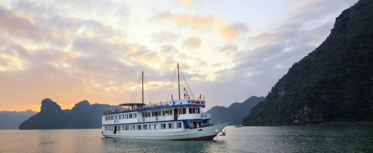 La Paci Cruise 2 days/ 1 night