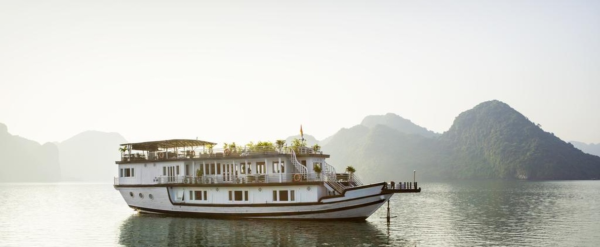 Halong Majestic Cruise 3 days/ 2 nights