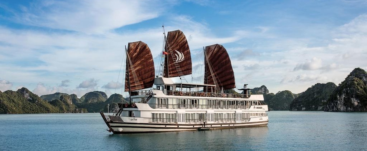 Pelican Cruise 2 days/ 1 night