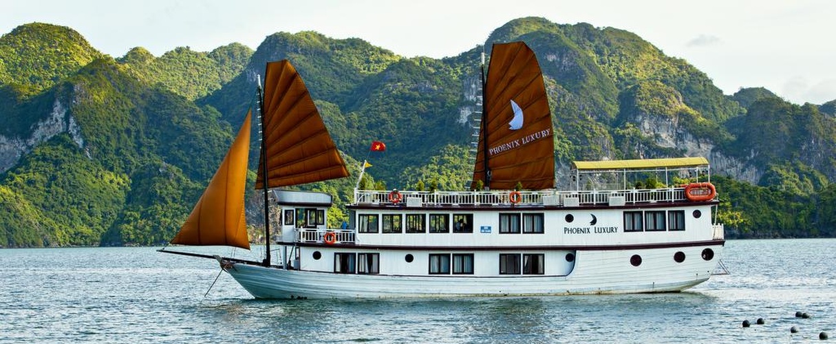Halong Phoenix Cruiser 3 days/ 2 nights