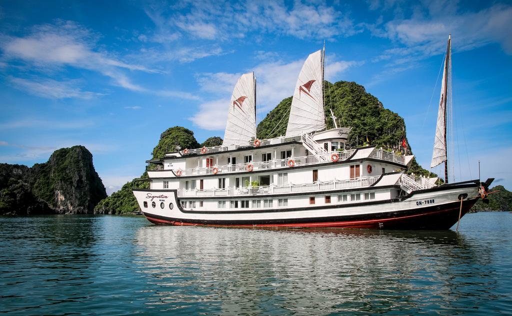 Signature Cruise 3 days/ 2 nights