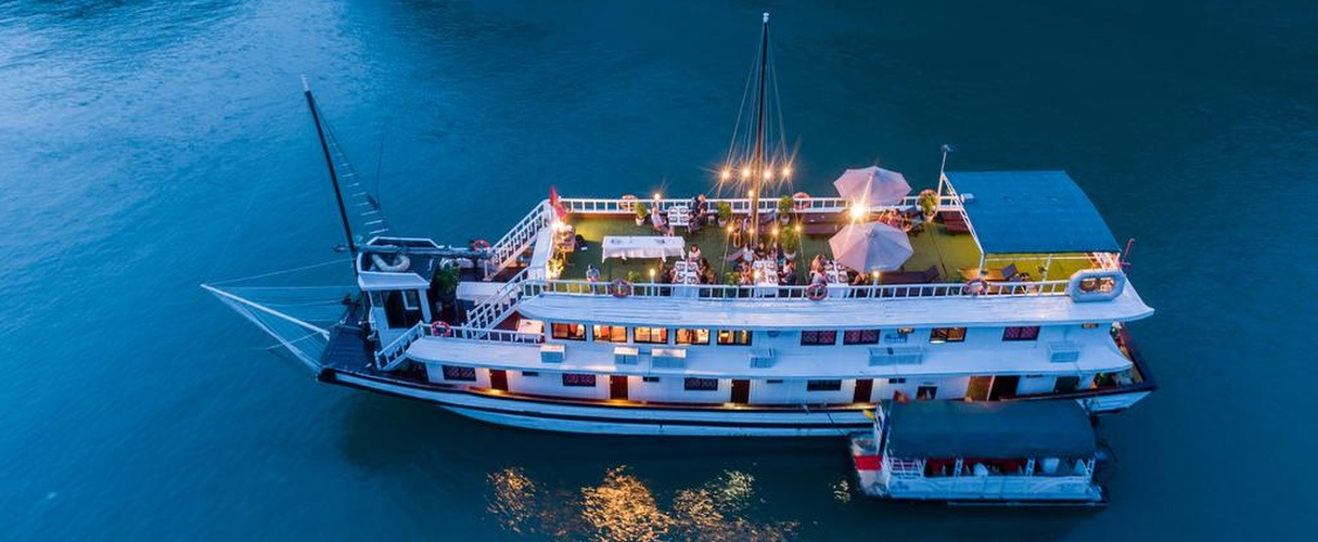 Swan Deluxe Cruise 3 days/ 2 nights