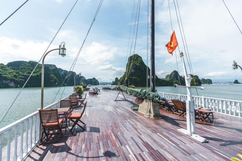 sundek-indochina-sails-2-days-1-night-1