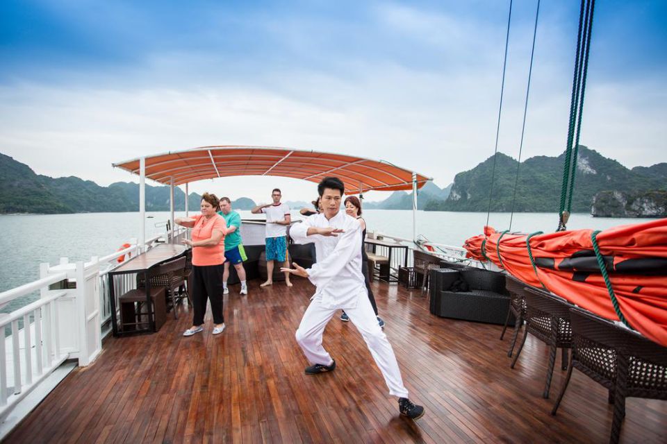 l'azalee-deluxe-cruise-2-days-1-night-1