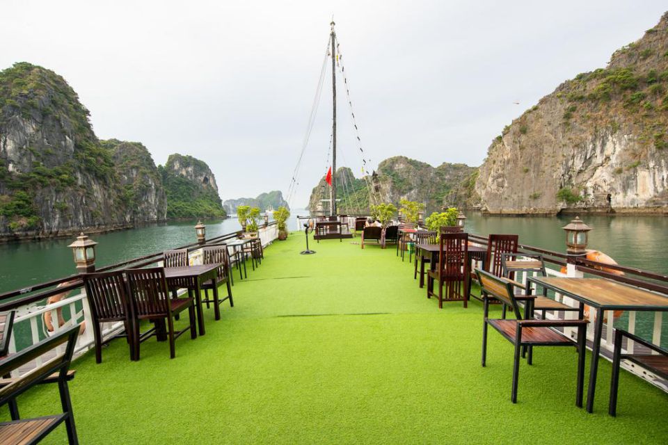 swan-deluxe-cruise-3-days-2-night-4