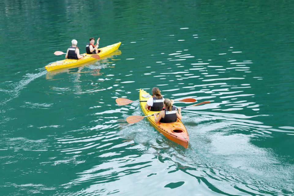 swimming-white-dolphin-cruise-3-days-2-nights
