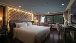 Elegant Suite with balcony