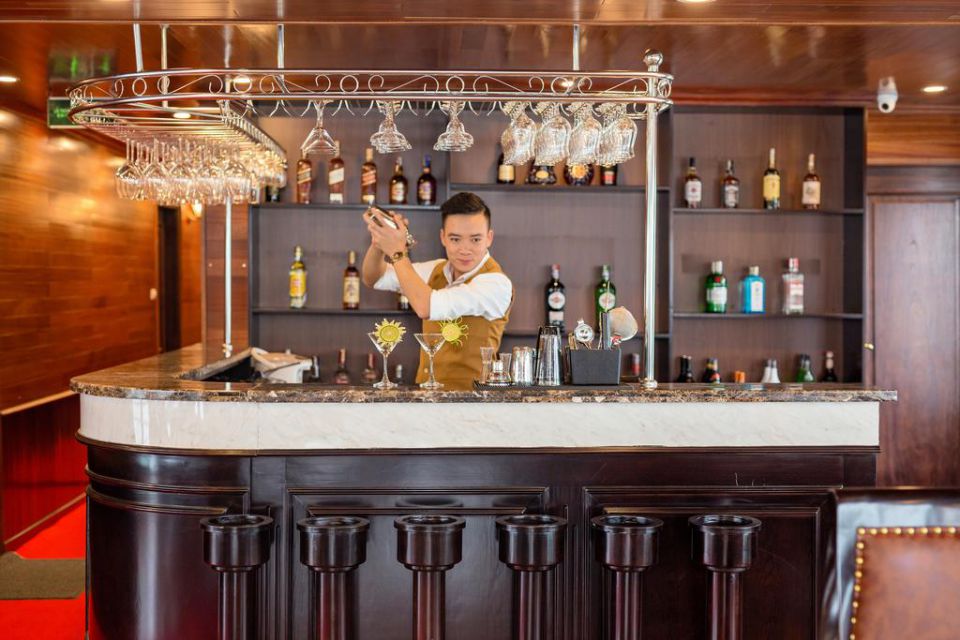 bar