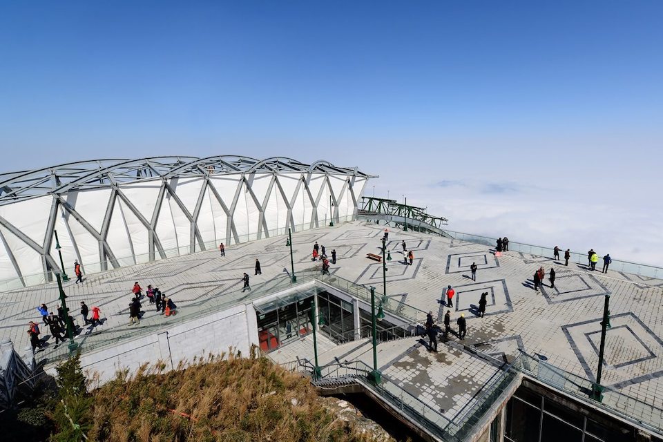 960-cable-station-at-fansipan