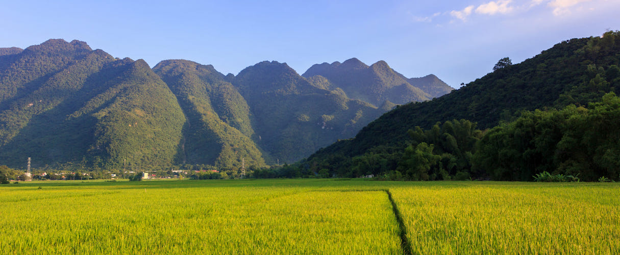Mai Chau 2 days classic group tour