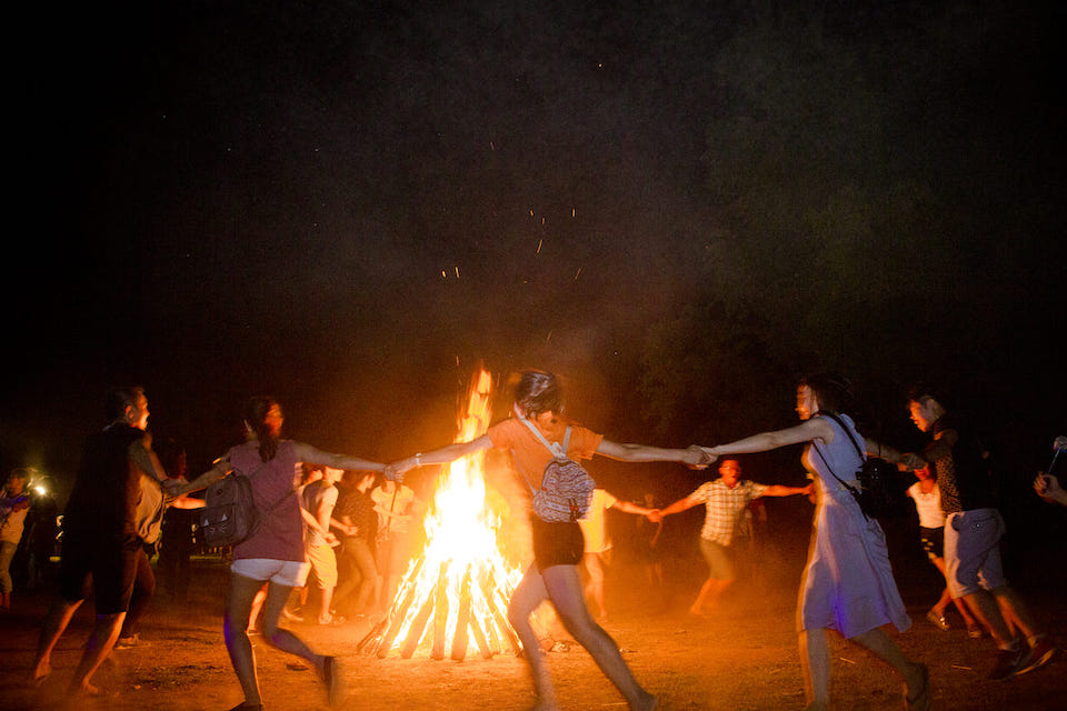dancing-with-the-locals