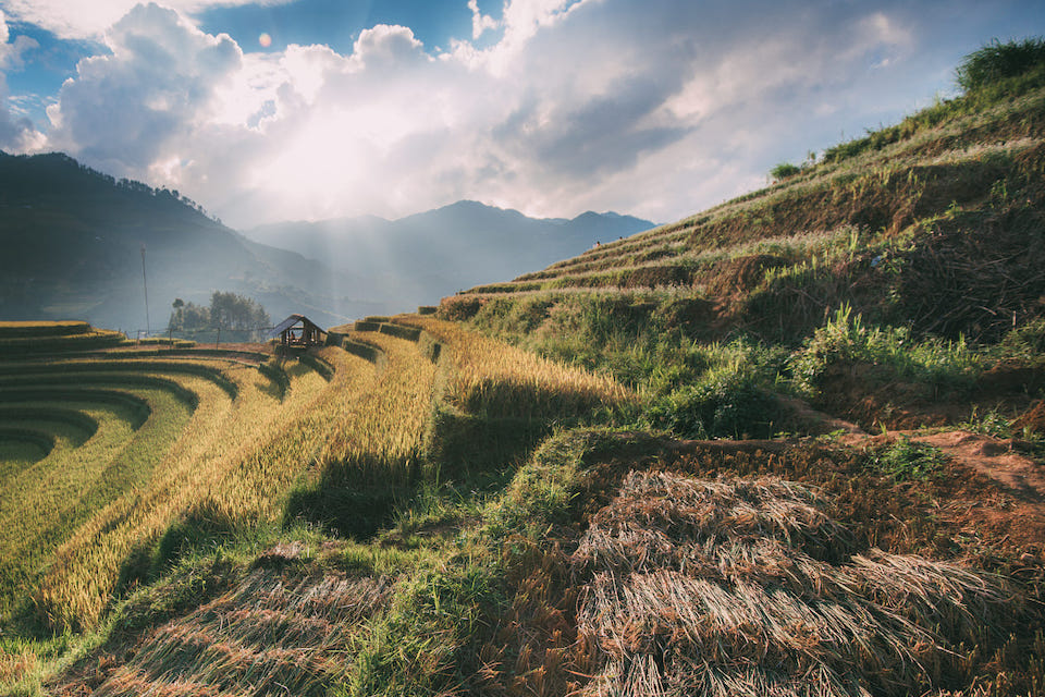 mai-chau-adventure-2-days-group-tour-4