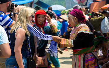 Sapa - Bac Ha Market 3D2N by bus every Friday