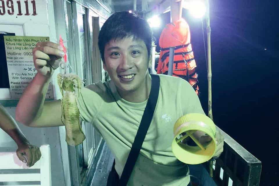 phu-quoc-night-fishing-sunset-BBQ&night-squid-fishing-in-phu-quoc-1