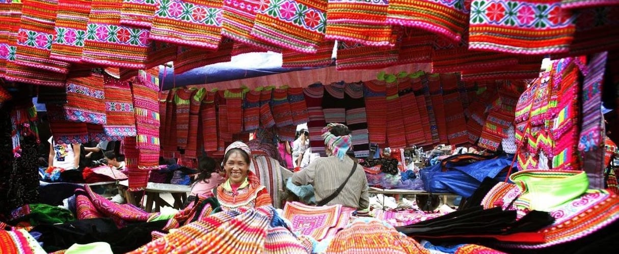 Sapa Trekking and Coc Ly Market 2D3N by train