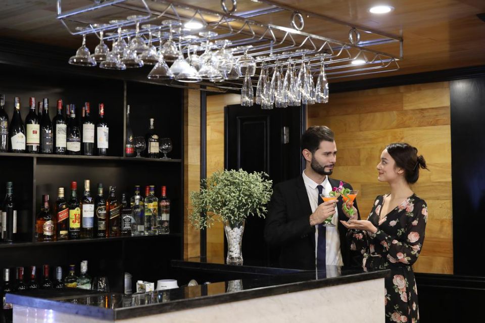 bar