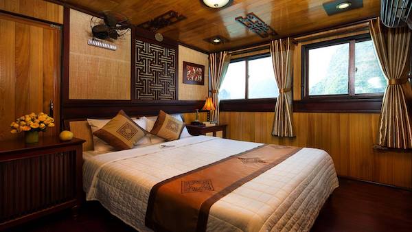 Deluxe cabin