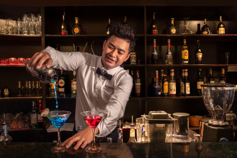bar