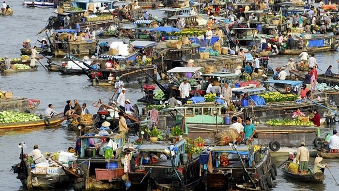 Cai Be Floating Market